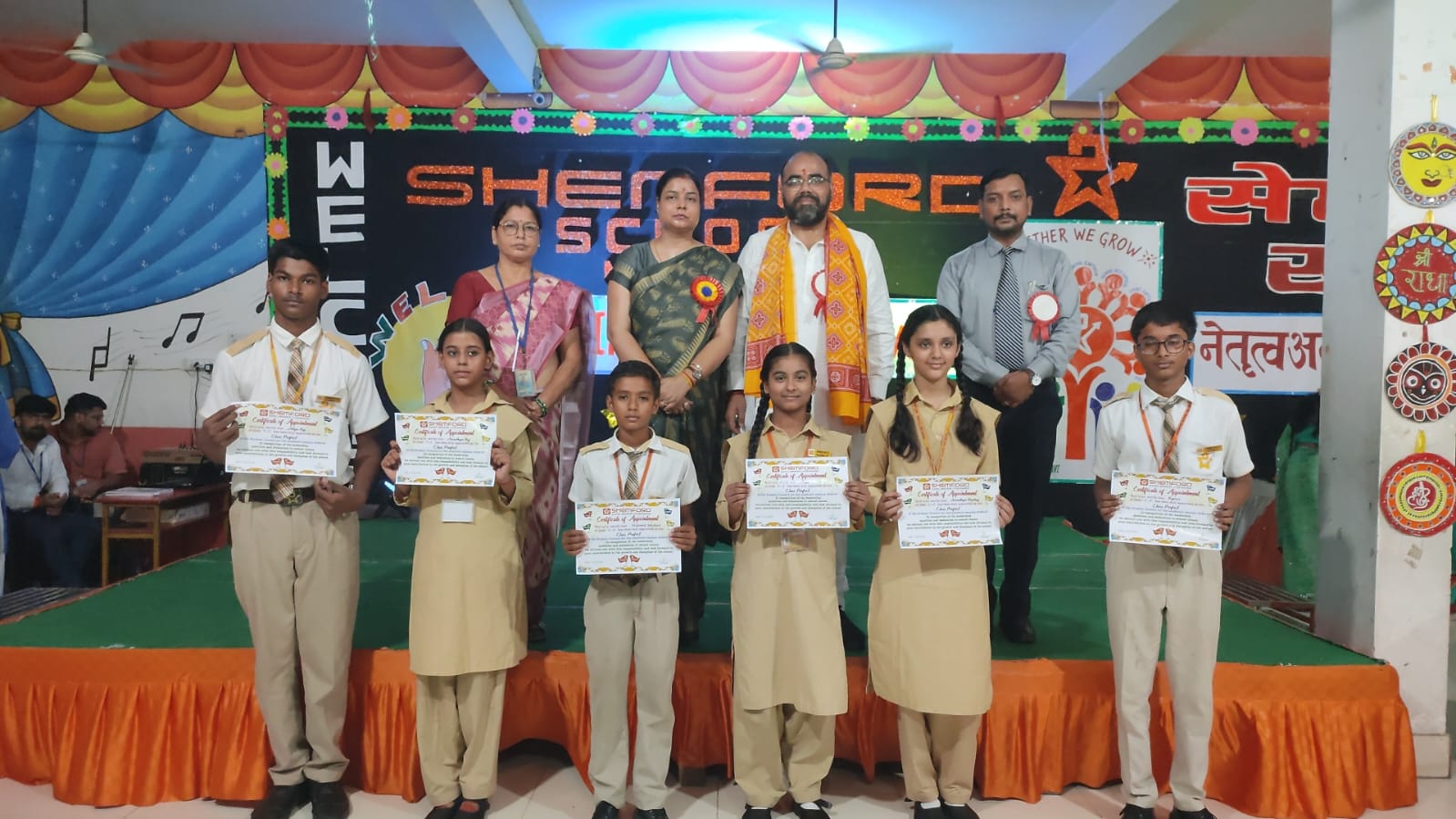 नेतृत्व केवल पद नहीं, सेवा और समर्पण का पर्याय है: सेमफोर्ड स्कूल, मिर्जापुर में गरिमामय शपथ ग्रहण समारोह आयोजित
